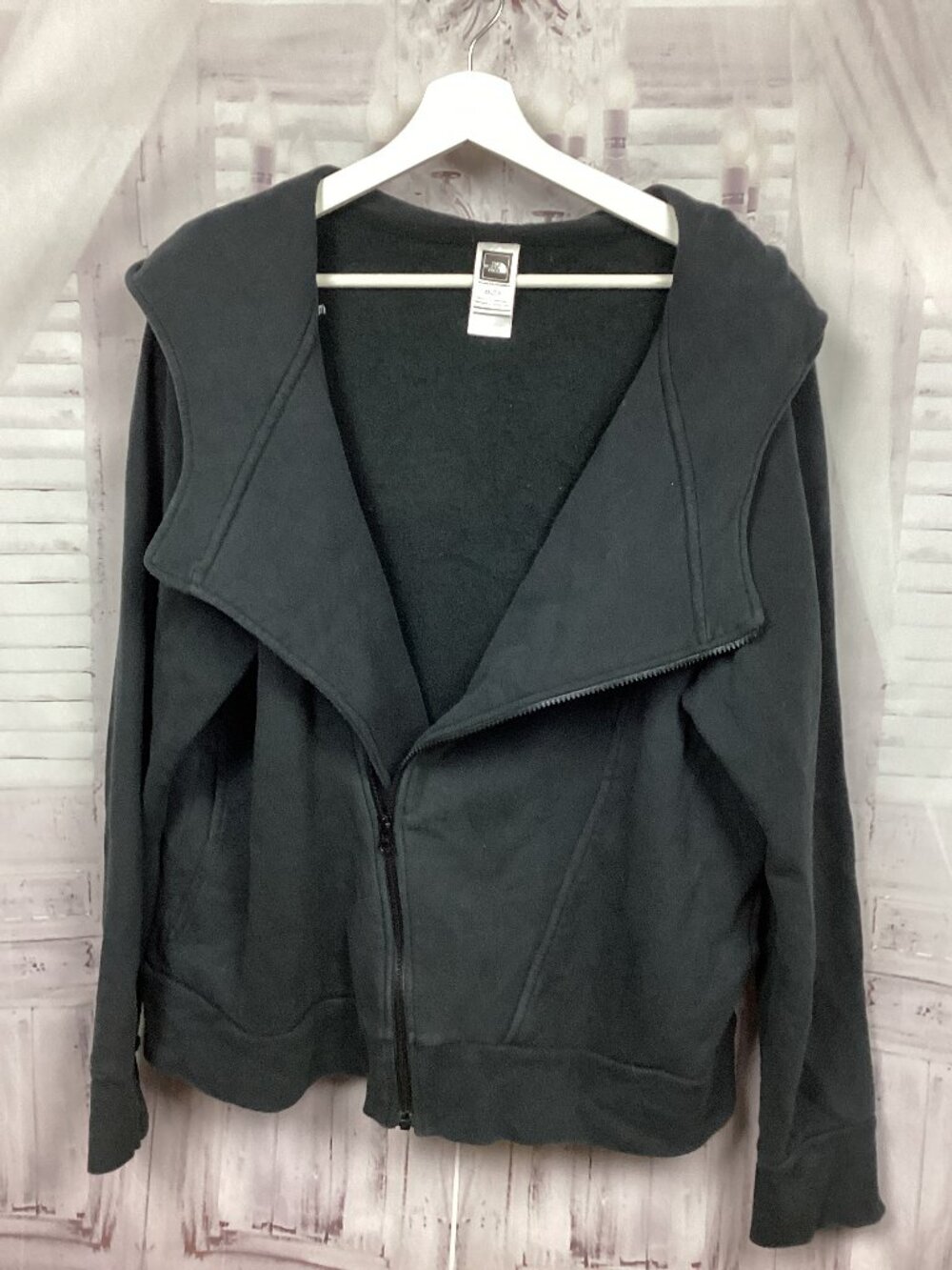 The North Face  Gray/Black Side-zip Jacket XXL